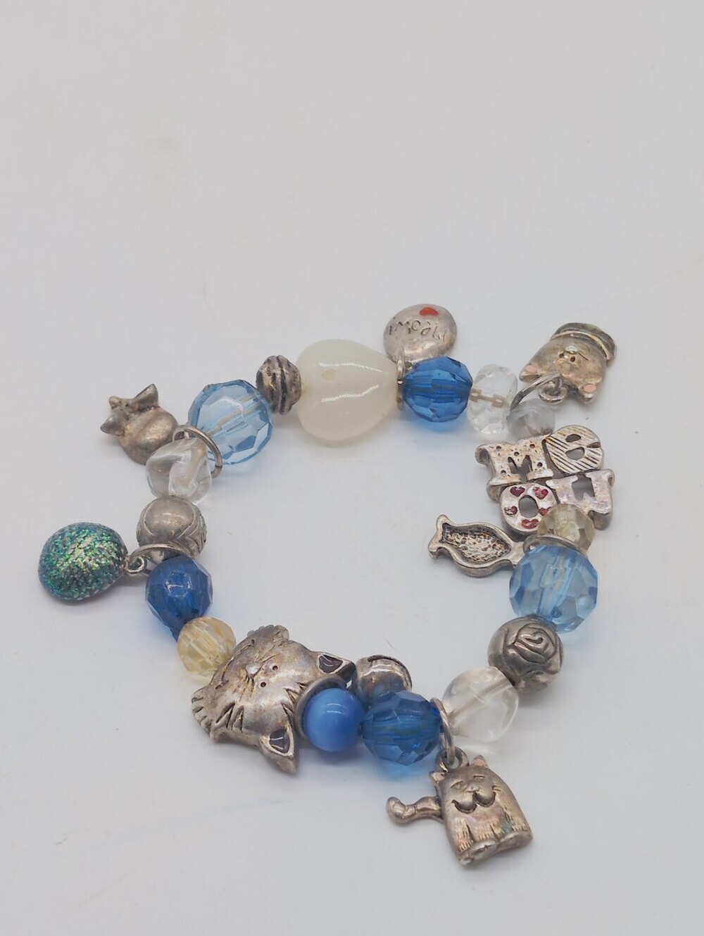 Vintage Y2K Chunky Blue Beaded Cat Charm Bracelet - Women Jewelry
